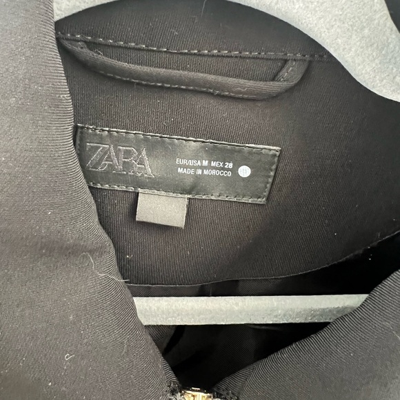 Zara Black Zip-Up Jacket - Picture 3 of 6